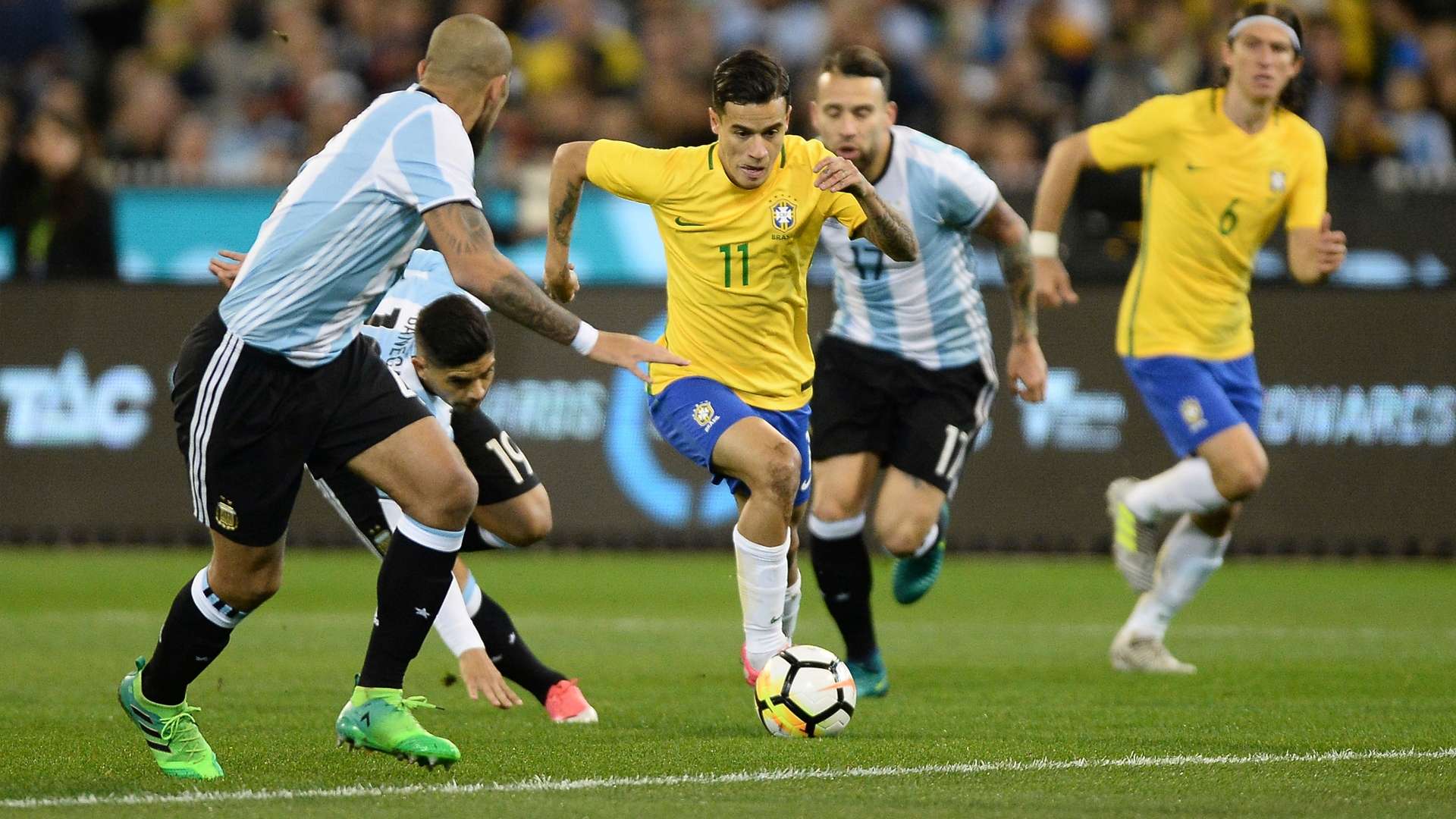 Coutinho Brasil x Argentina 09 06 17
