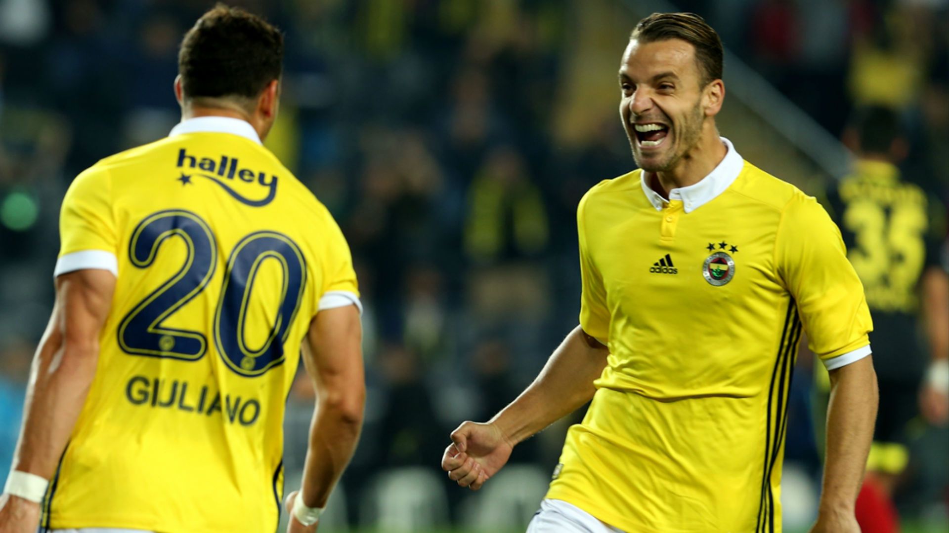 Soldado Guiliano Fenerbahce 10152017