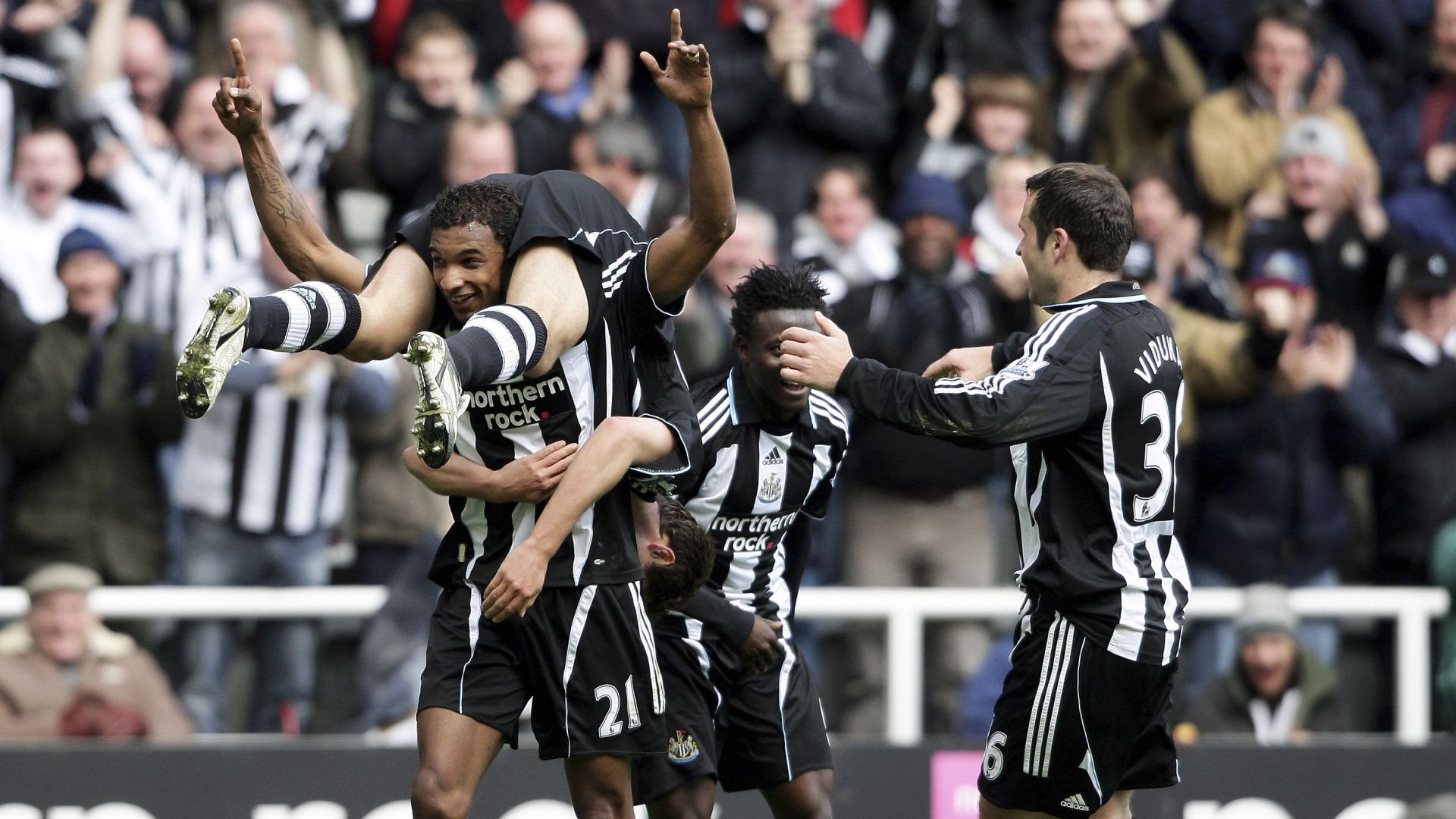 Habib Beye Newcastle