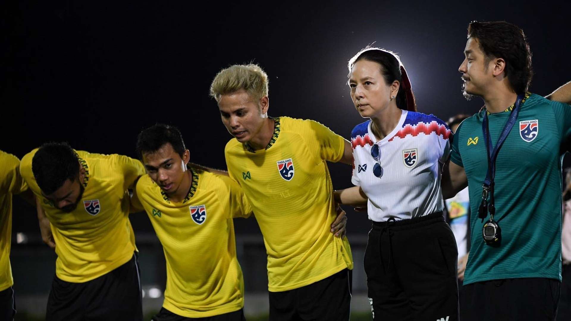 นวลพรรณ ล่ำซำ