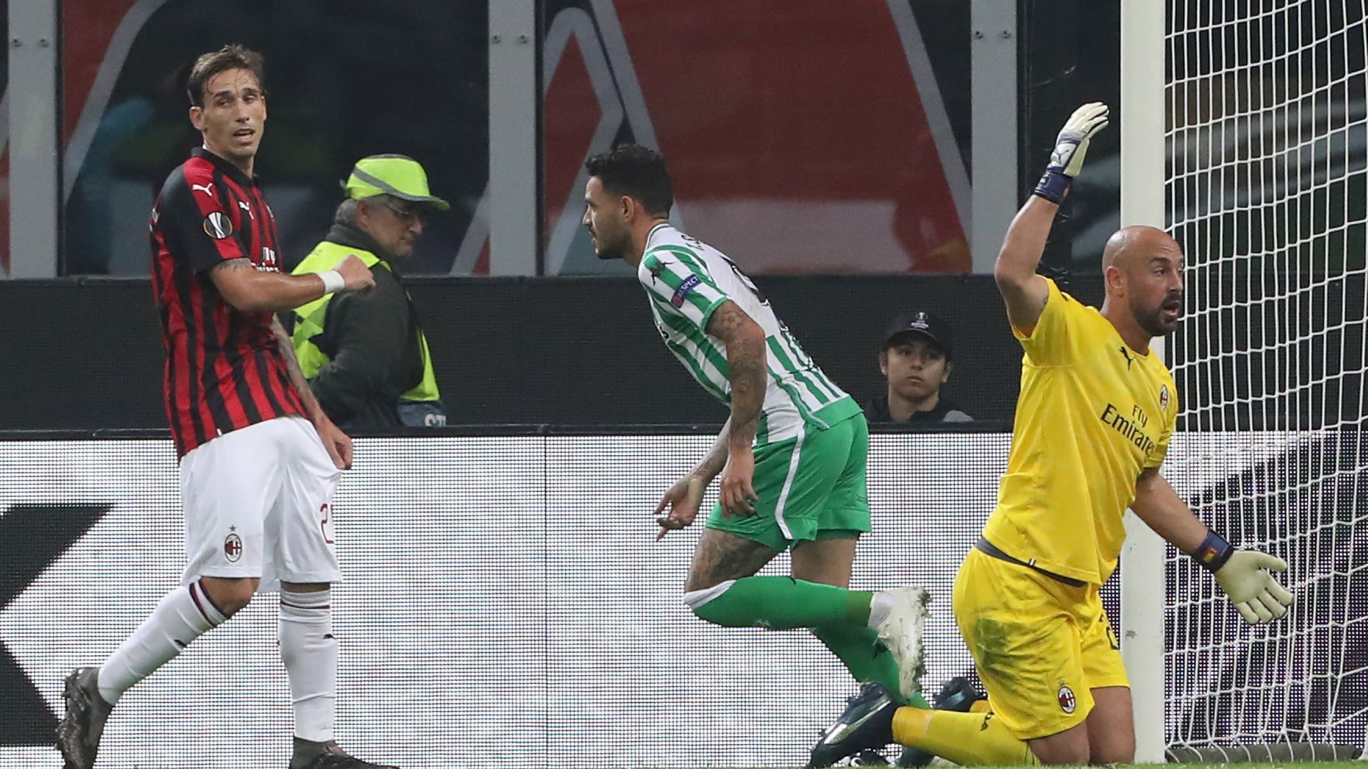 Toni Sanabria Milan Betis Europa League