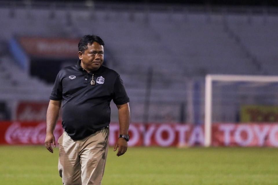 จเด็จ มีลาภ