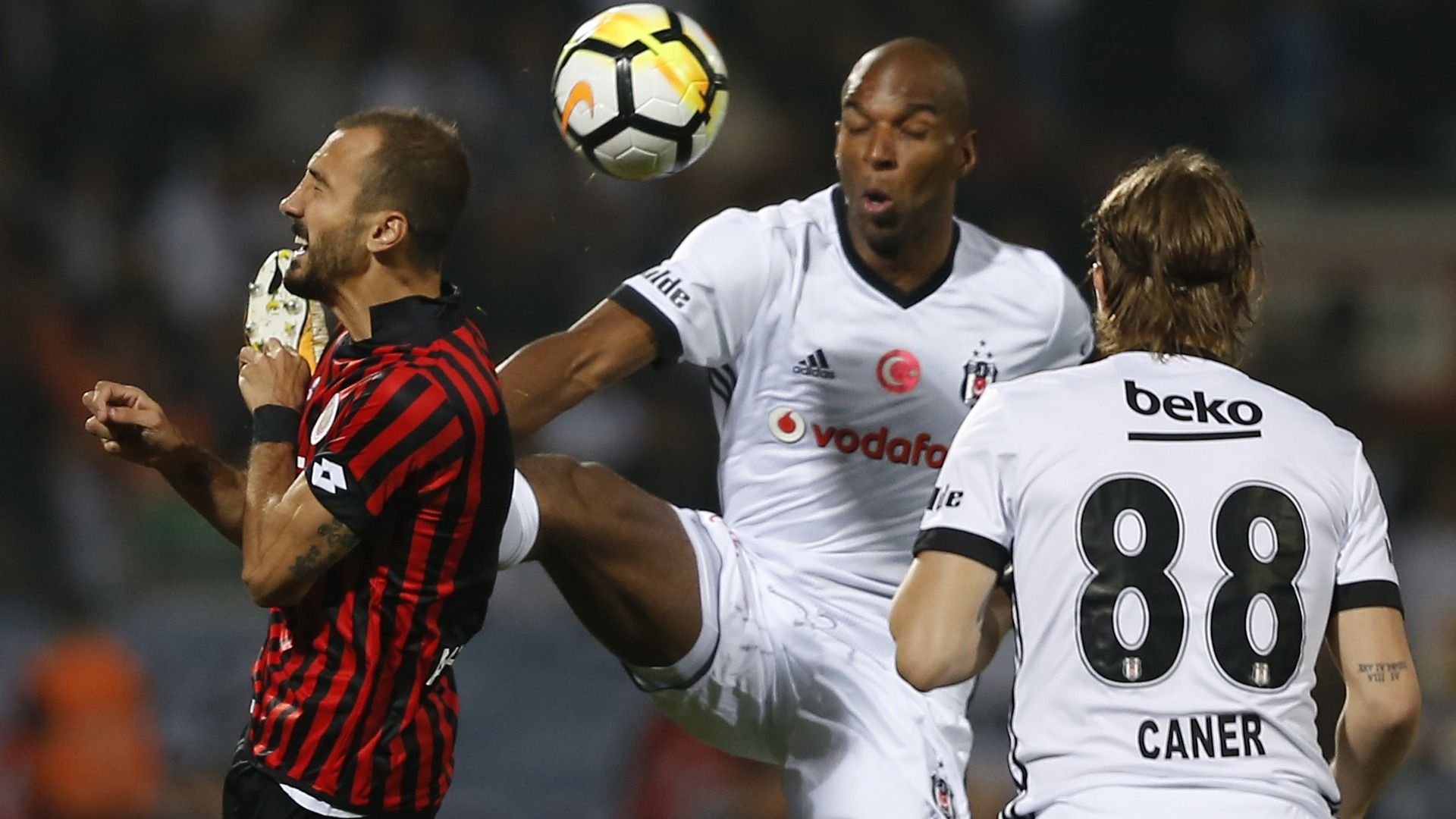 Ryan Babel Besiktas Genclerbirligi