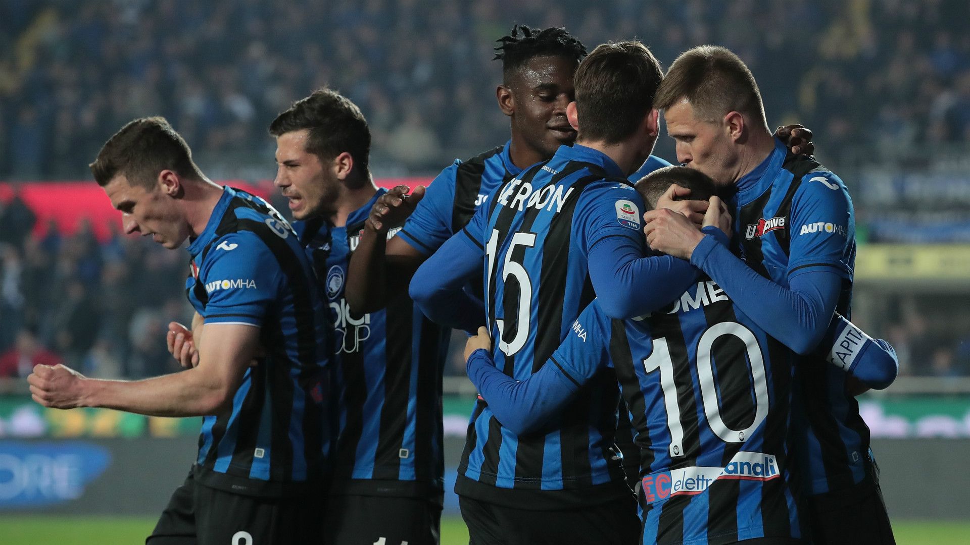Atalanta celebrating Fiorentina Serie A