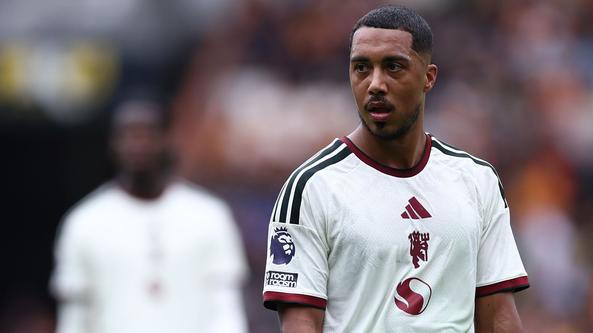 Youri Tielemans Manchester United 2026-27 away