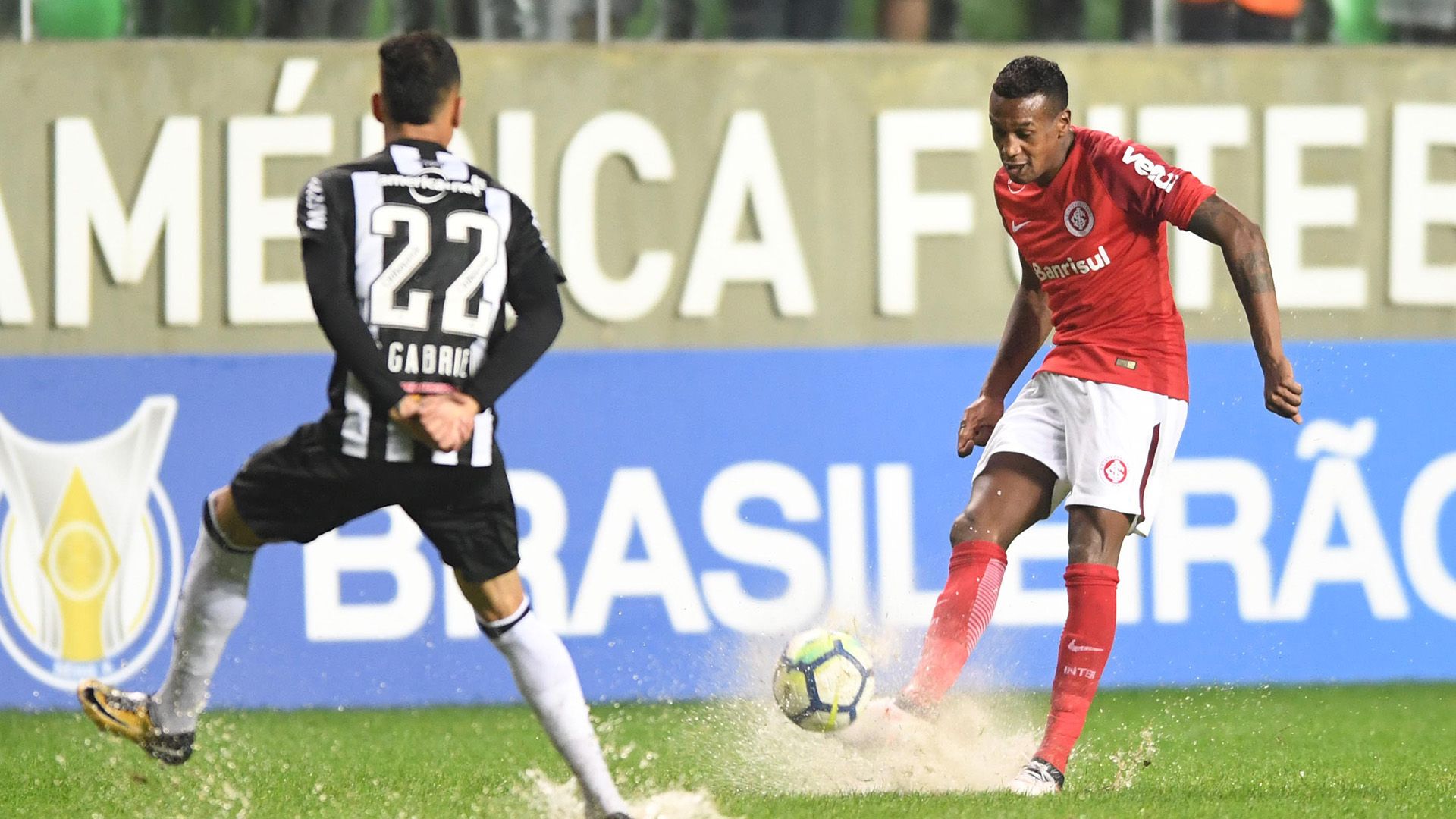 Edenilson Gabriel Atletico-MG Internacional Brasileirao Serie A 06082018