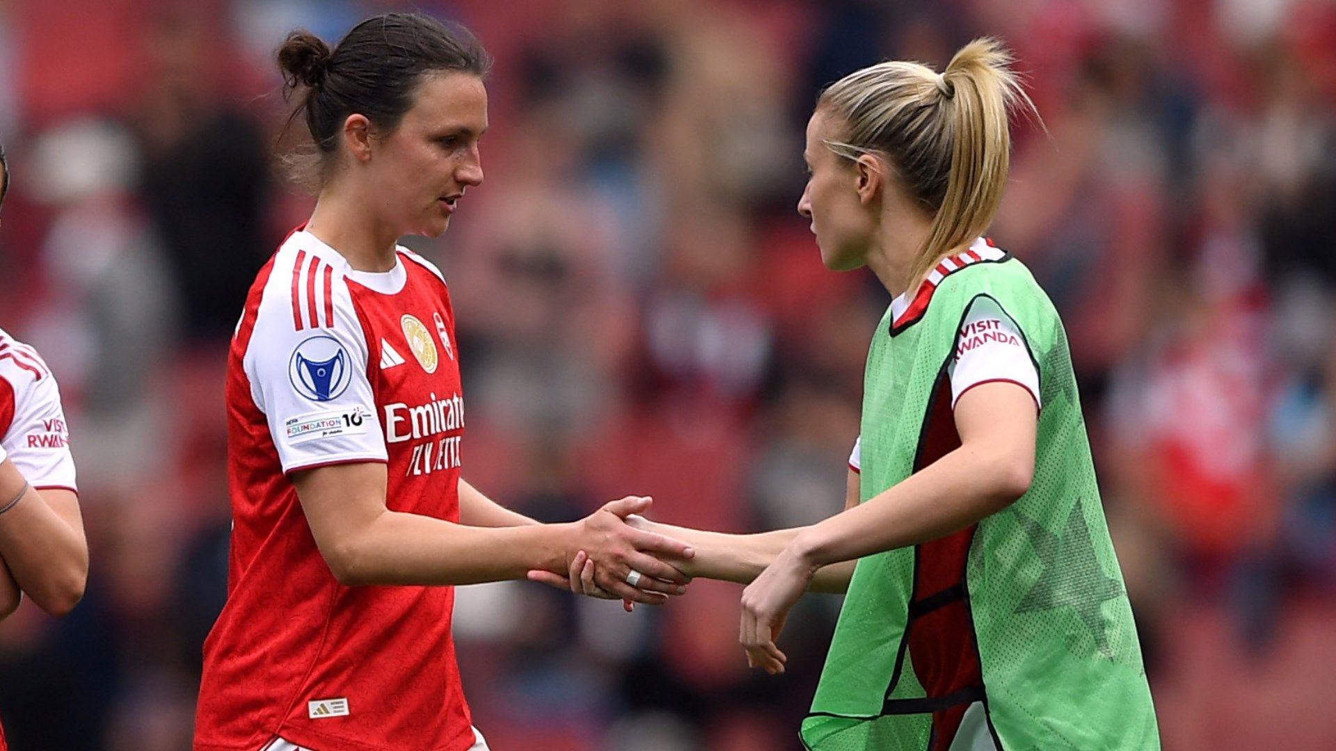 Lotte Wubben-Moy Leah Williamson Arsenal Women 2025-26