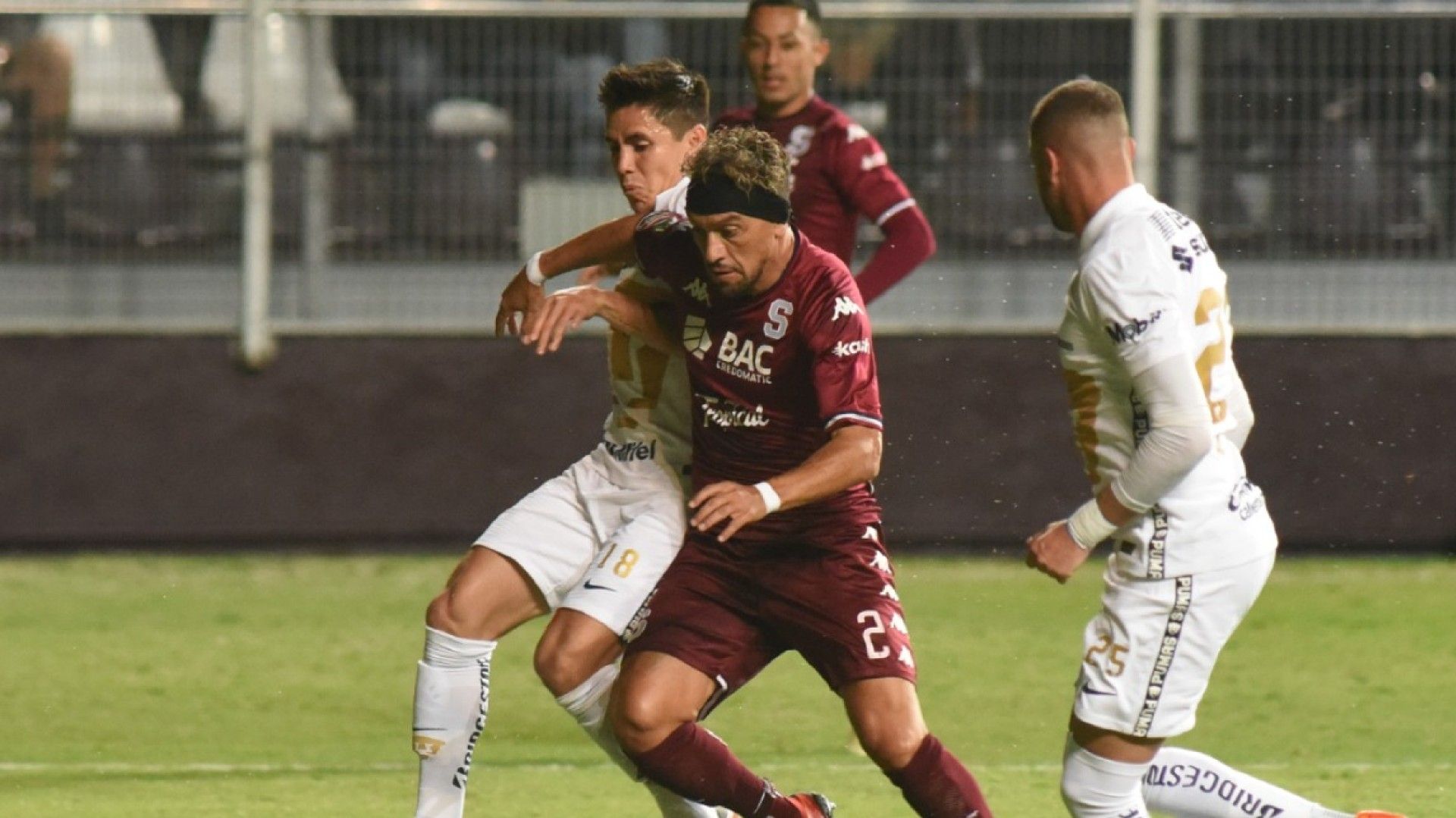 Saprissa Pumas Efraín Velarde Concachampions 2022