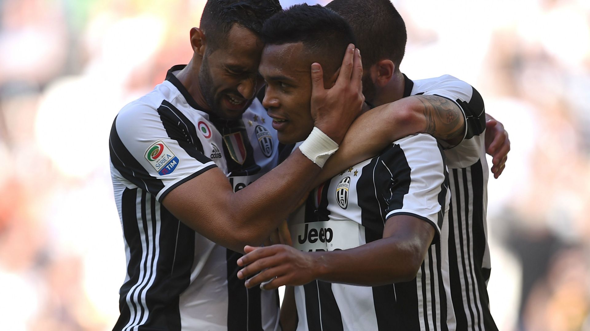 Alex Sandro Juventus Crotone Serie A