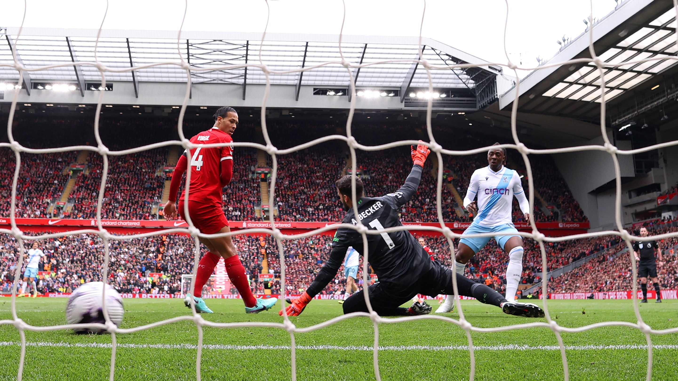 Eberechi Eze Crystal Palace Liverpool