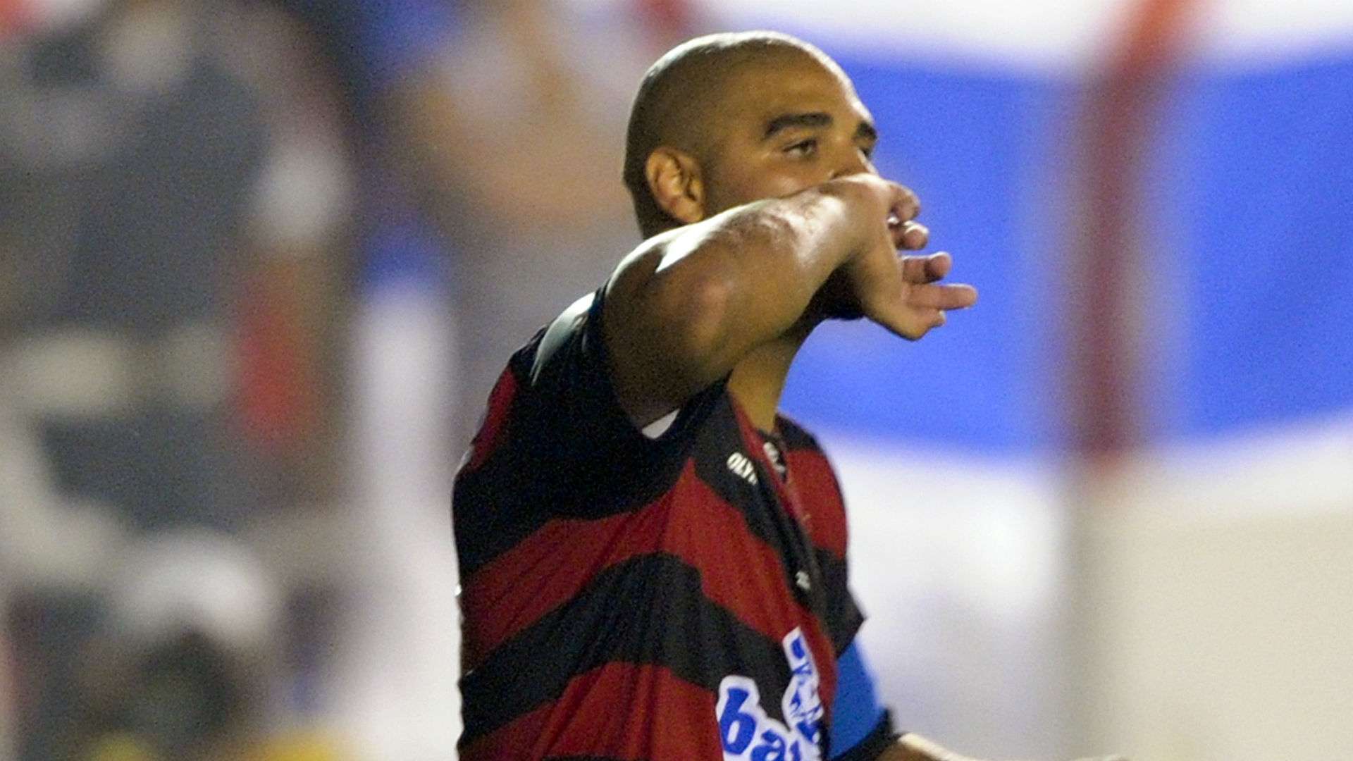 Adriano Flamengo Universidad Chile Libertadores 2010