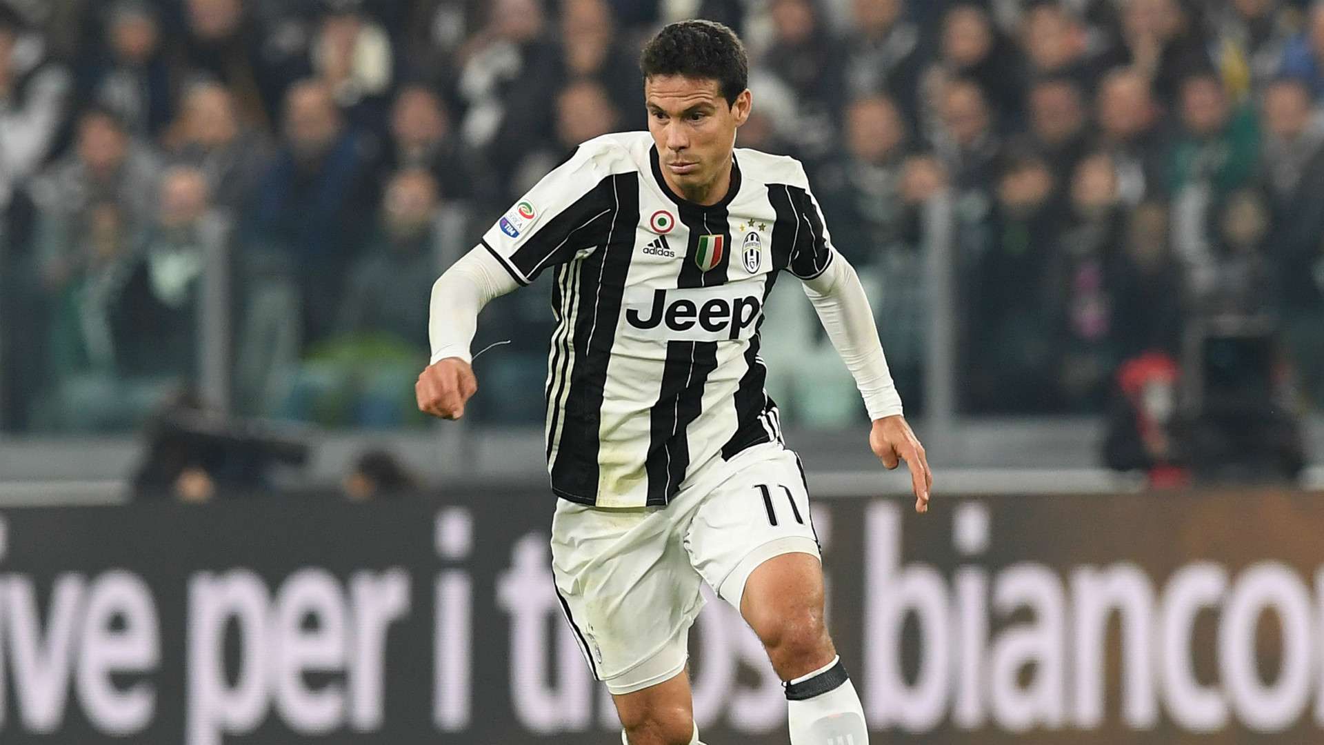 hernanes - cropped