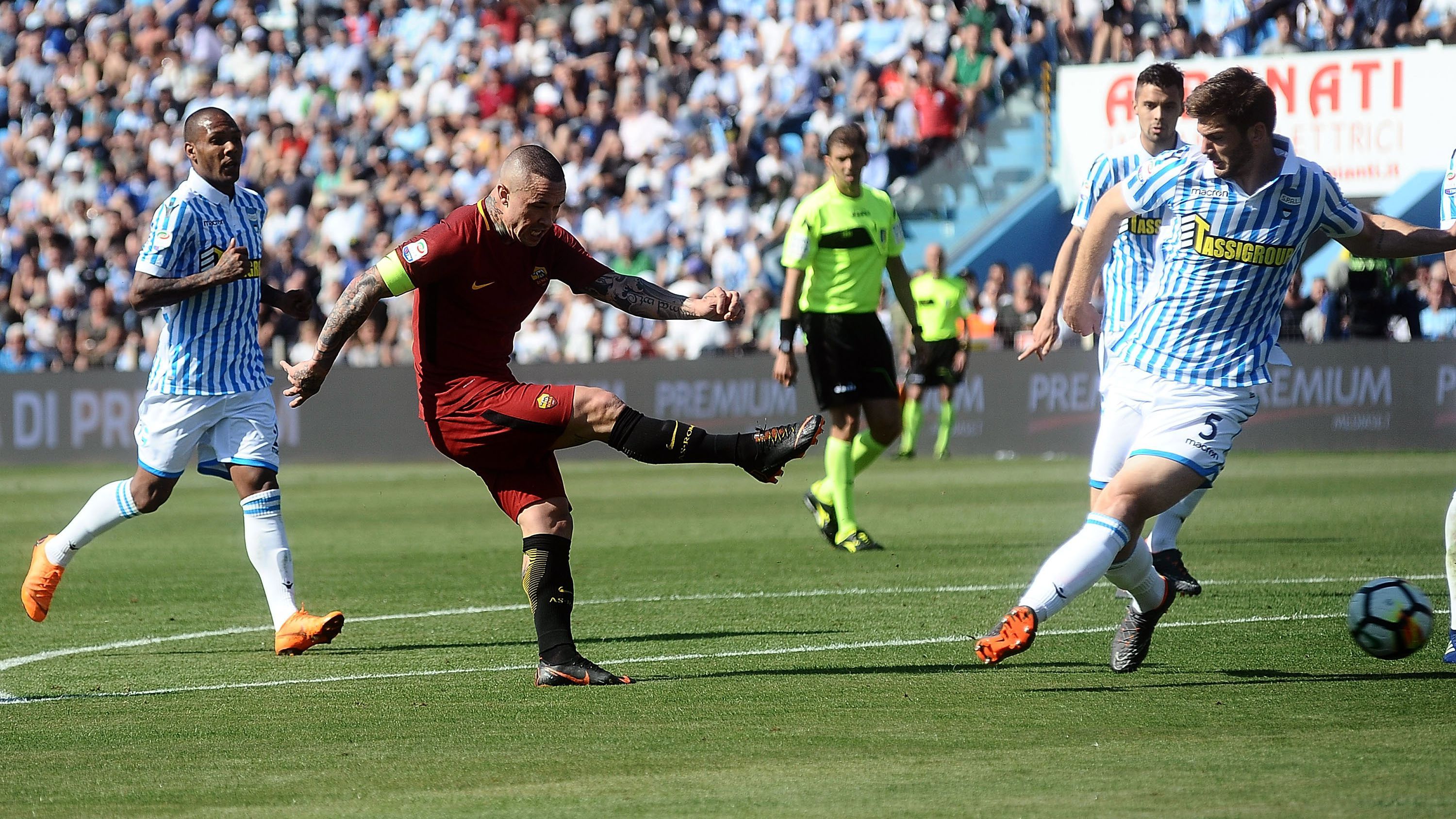 Nainggolan Spal Roma