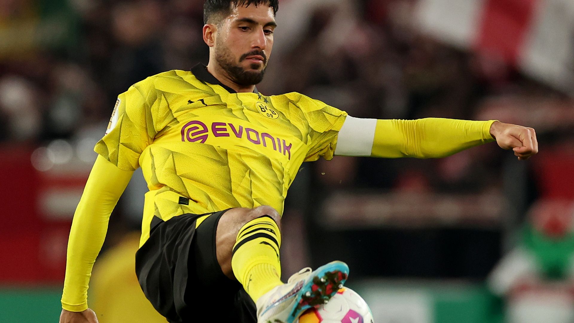 EMRE CAN BORUSSIA DORTMUND