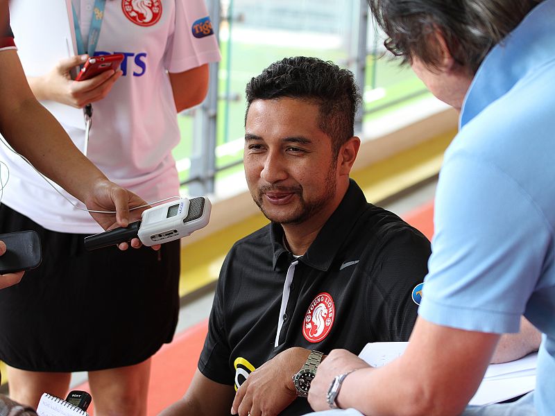 Aide Iskandar Courts Young Lions 21022014