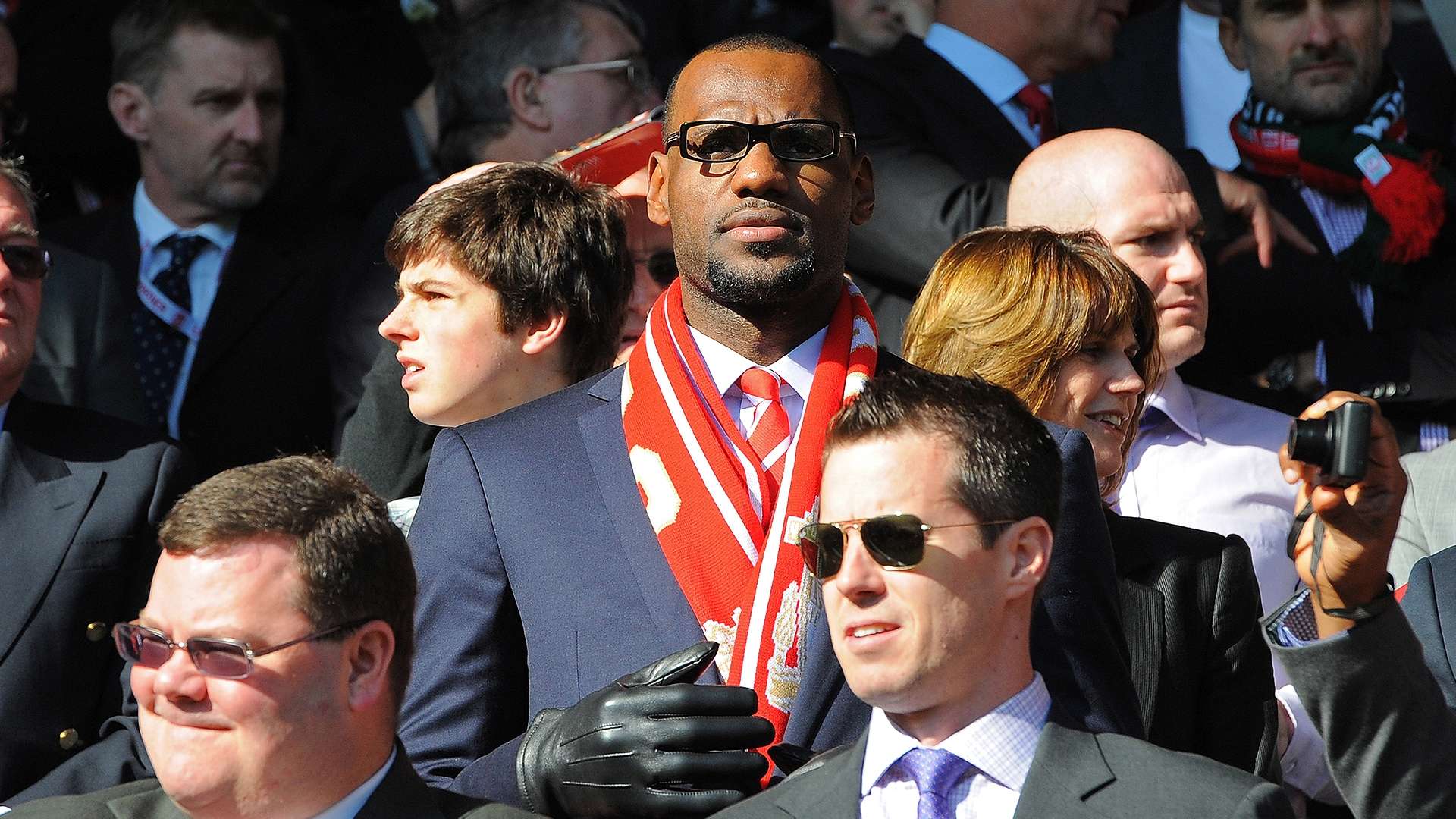 LeBron James'e Liverpool piyangosu: 120 milyon dolar!