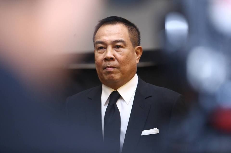 สมยศ พุ่มพันธุ์ม่วง