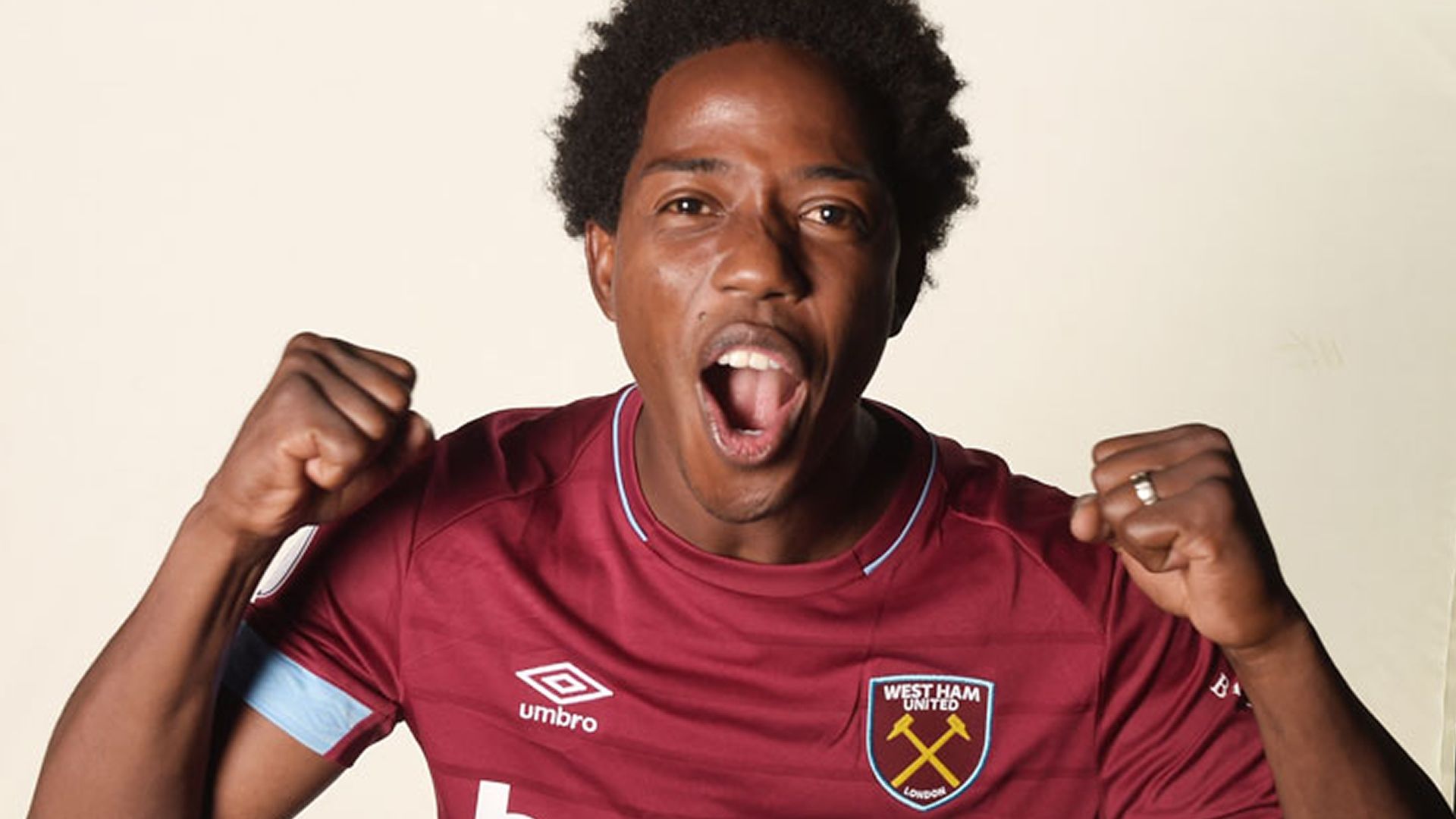 Carlos Sanchez West Ham United 2018