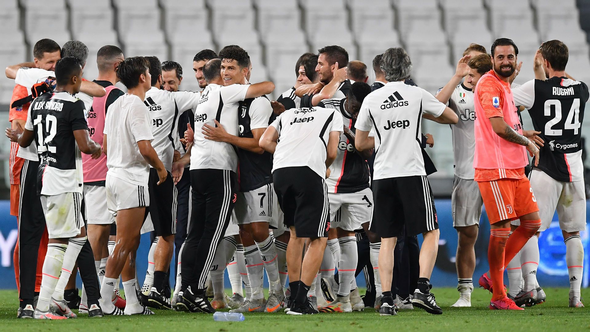 Juventus celebrating Scudetto