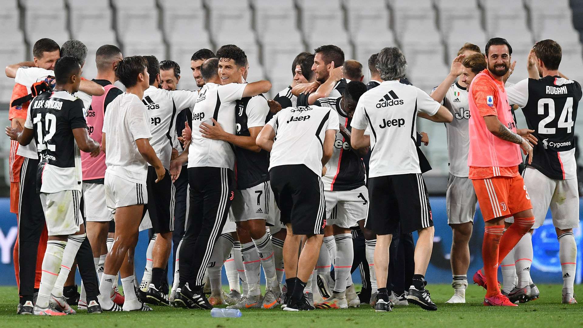 Juventus celebrating Scudetto