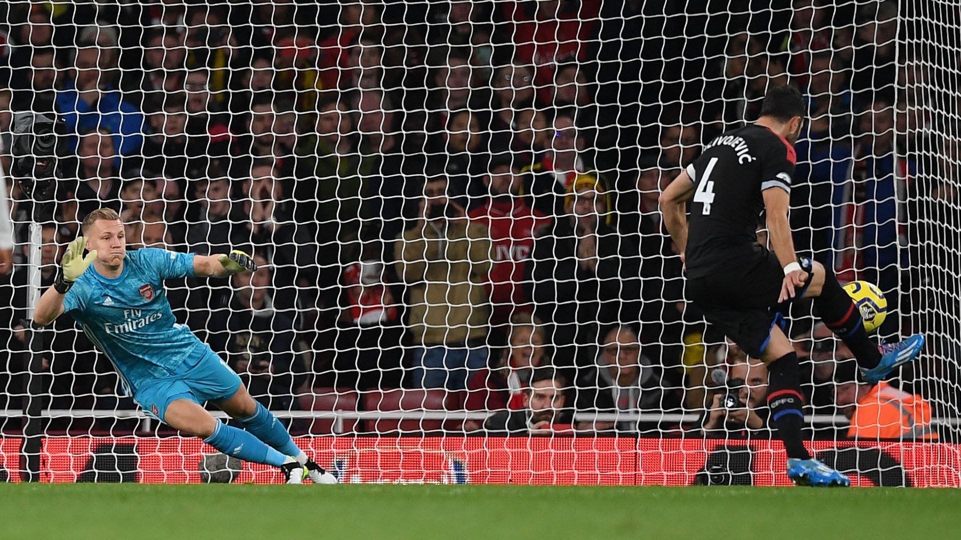 Benrd Leno Arsenal penalty