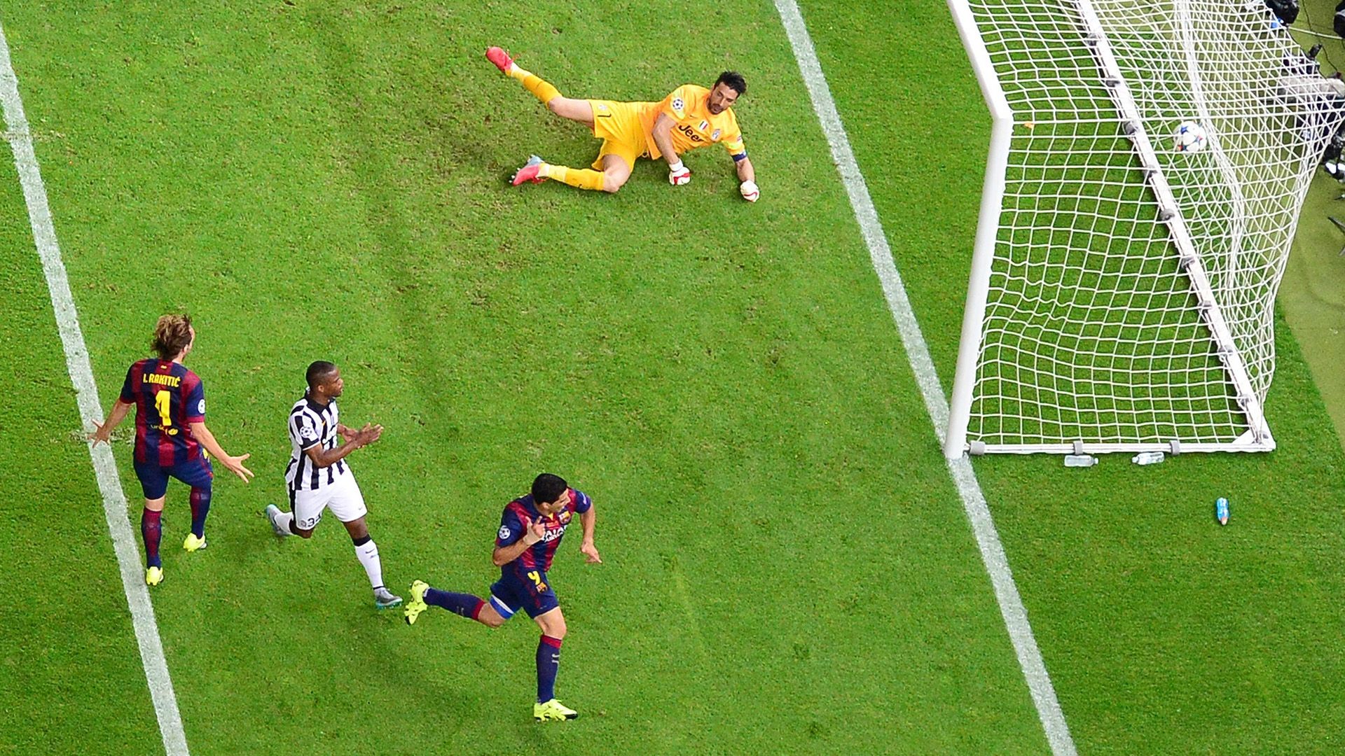 Luis Suarez Juventus Barcelona Champions League final 06062015