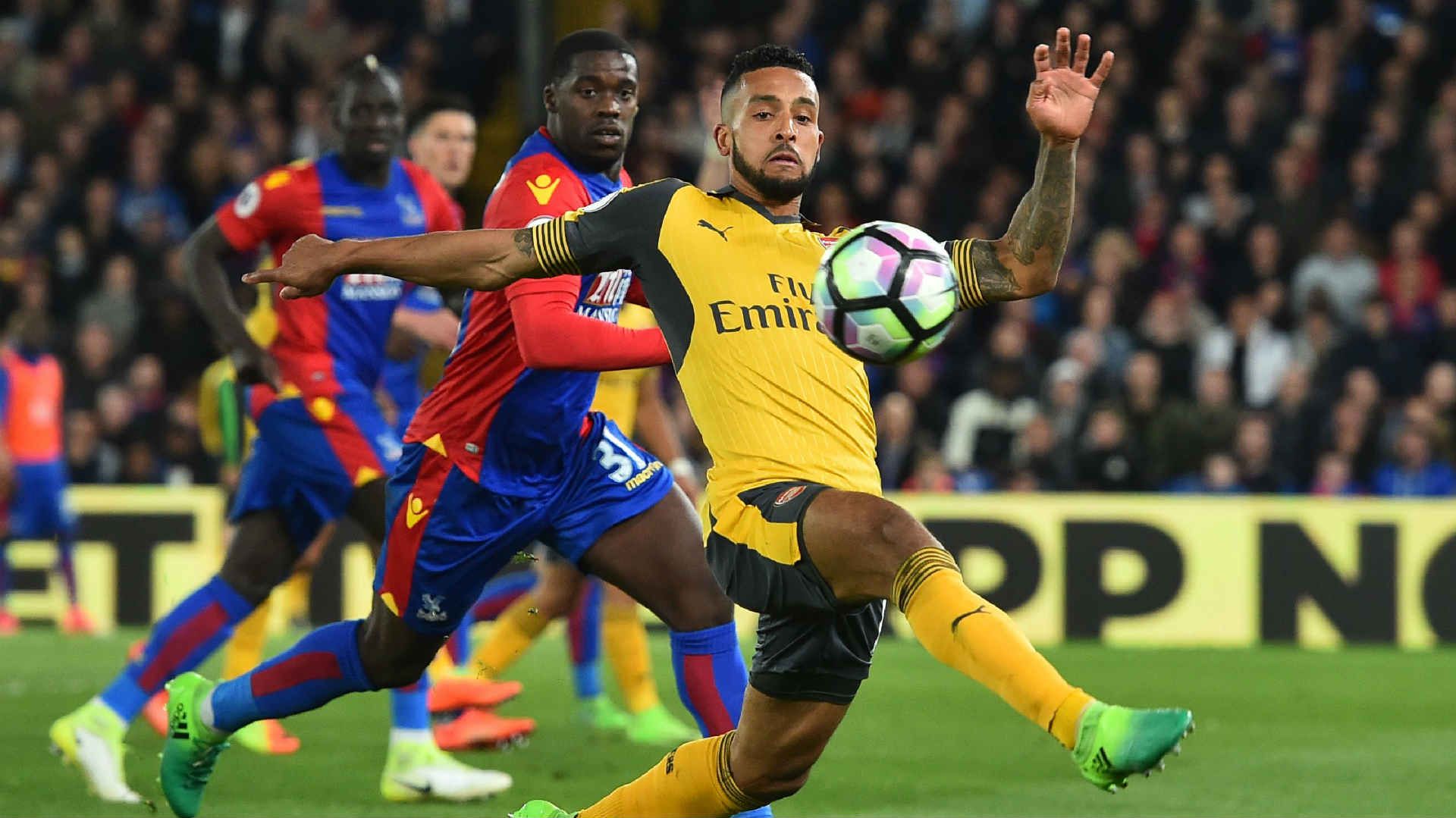 2017-04-12-arsenal-walcott