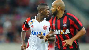 Vinicius Junior Atletico-PR Flamengo Brasileirao Serie A 28052017