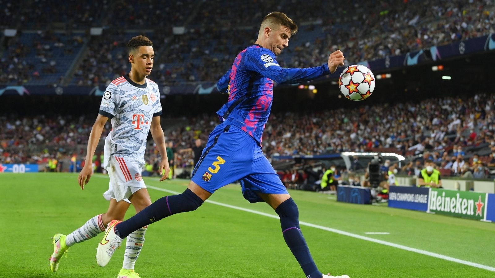 Barcelona Bayern München UCL 2021-2022