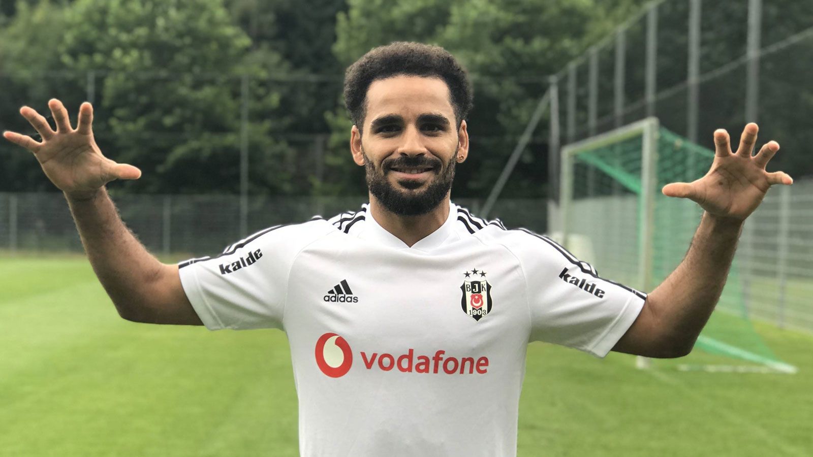 Douglas Pereira dos Santos