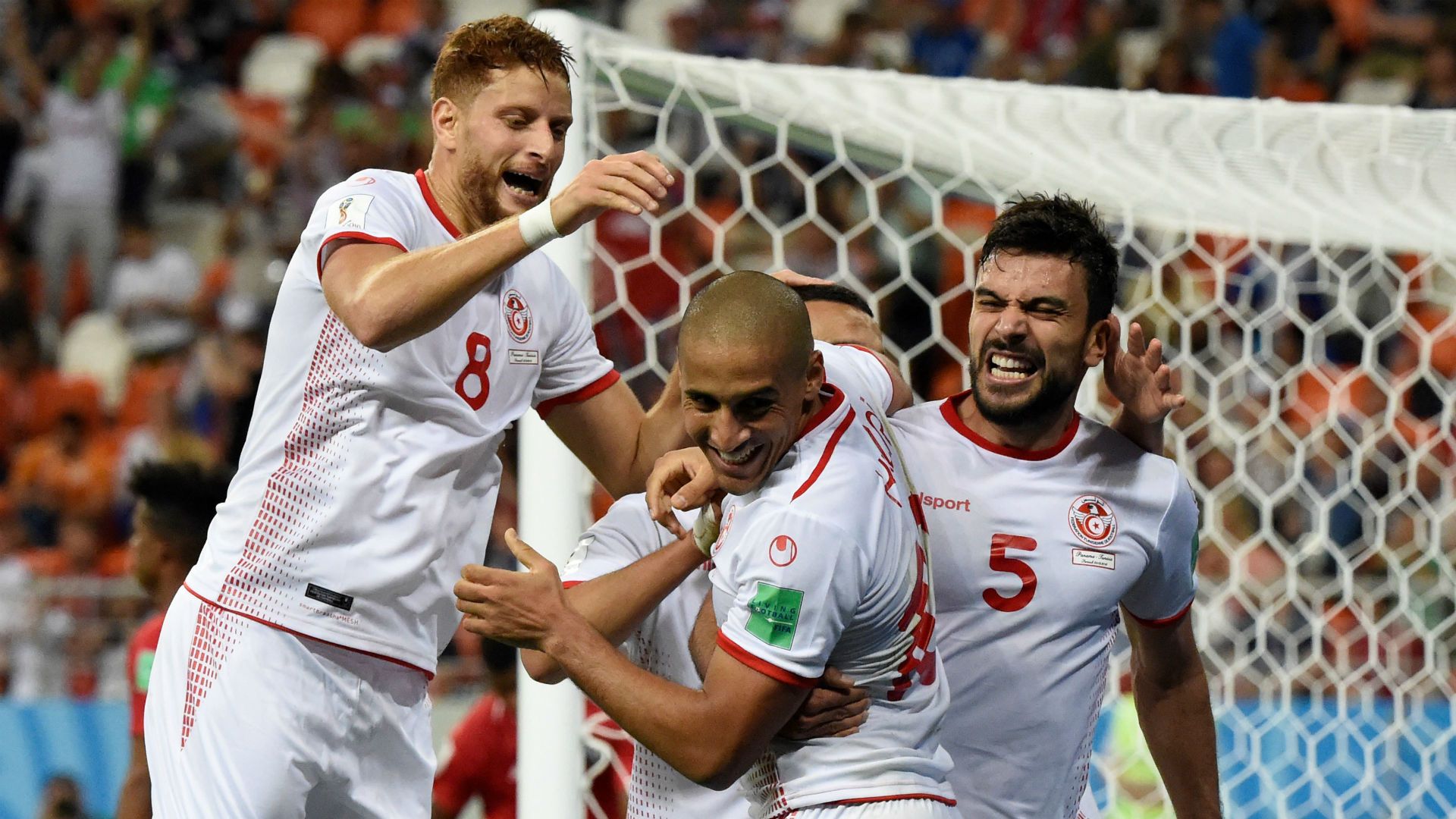 Tunisia celebrate goal World Cup 2018
