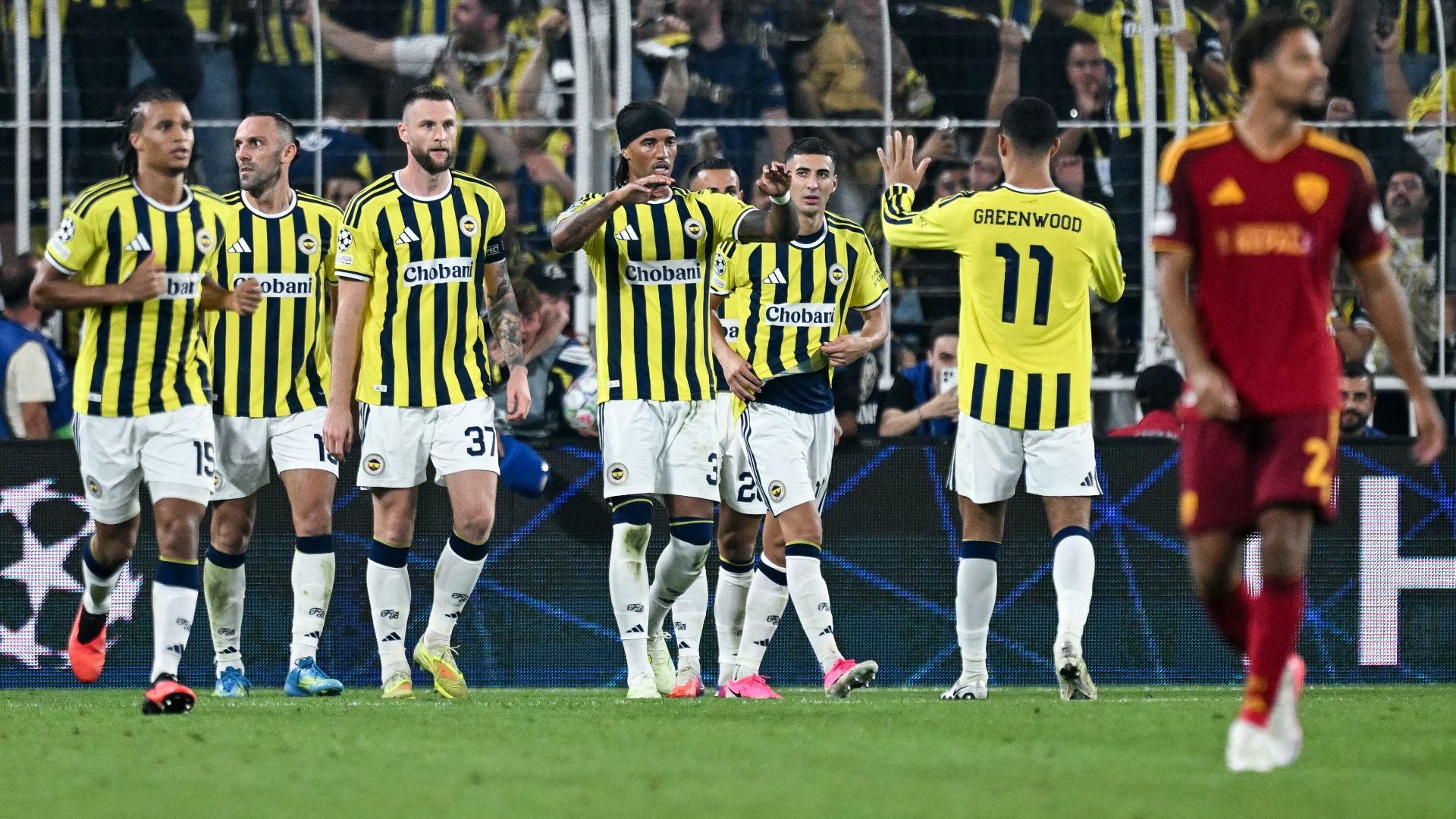 Archie Brown Fenerbahçe Roma