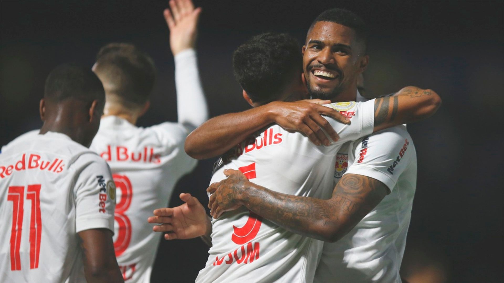 Jogadores Red Bull Bragantino comemoram, Brasileirão, 12102021