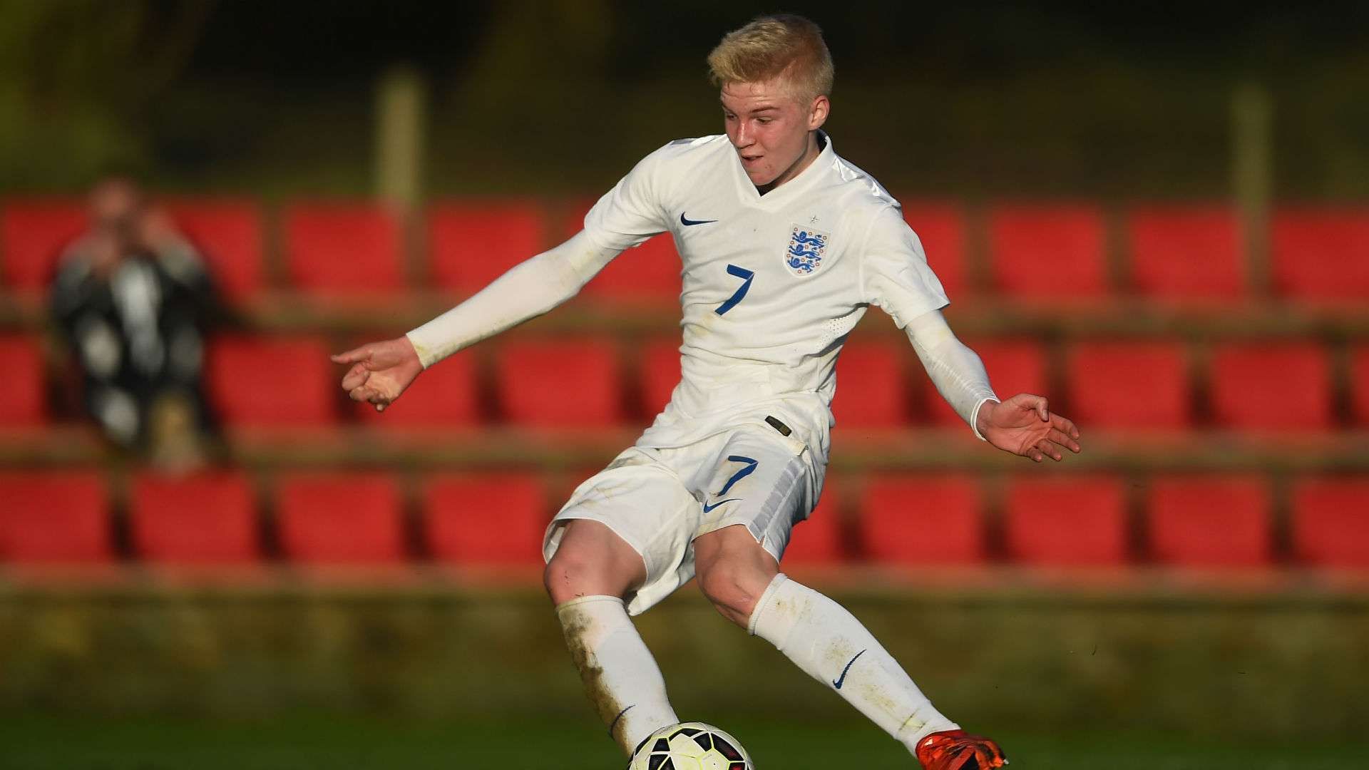 Luis Longstaff England 2015