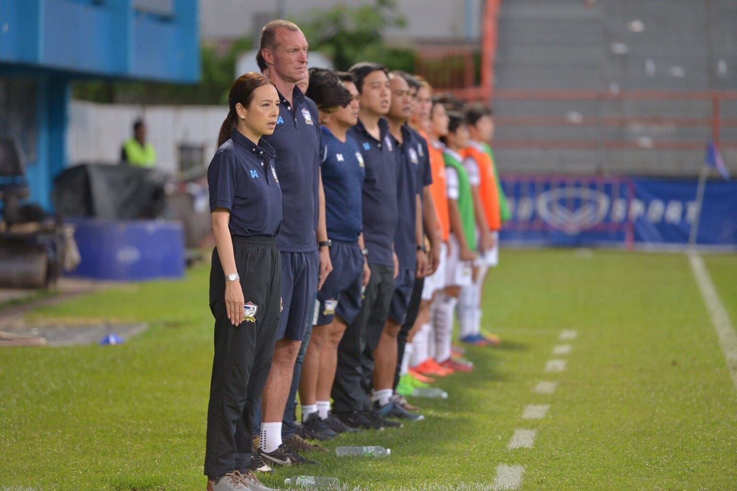 นวลพรรณ ล่ำซำ