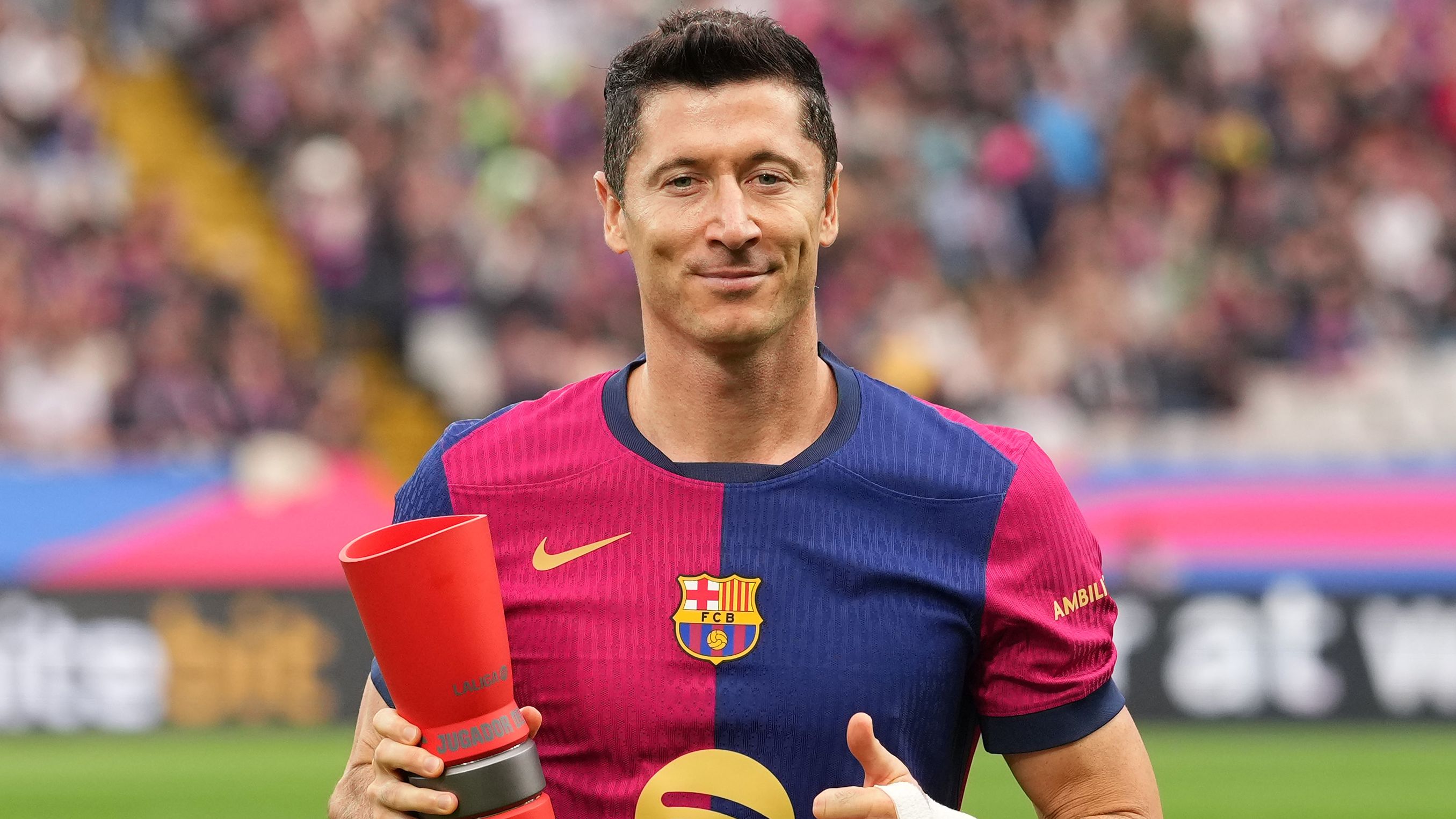 Robert Lewandowski Barcelona MVP La Liga 03112024