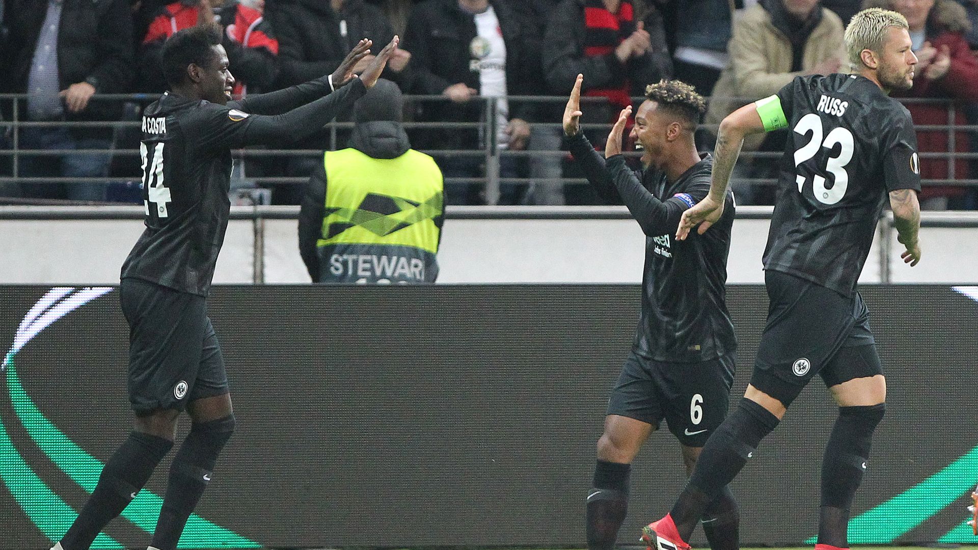 Eintracht Frankfurt da Costa de Guzman 04102018