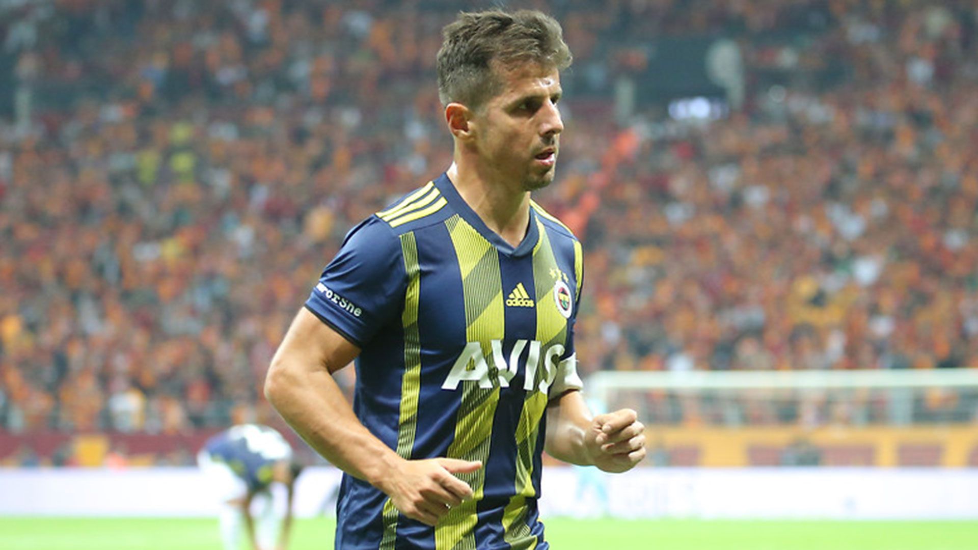 Emre Belozoglu Galatasaray Fenerbahce 09282019
