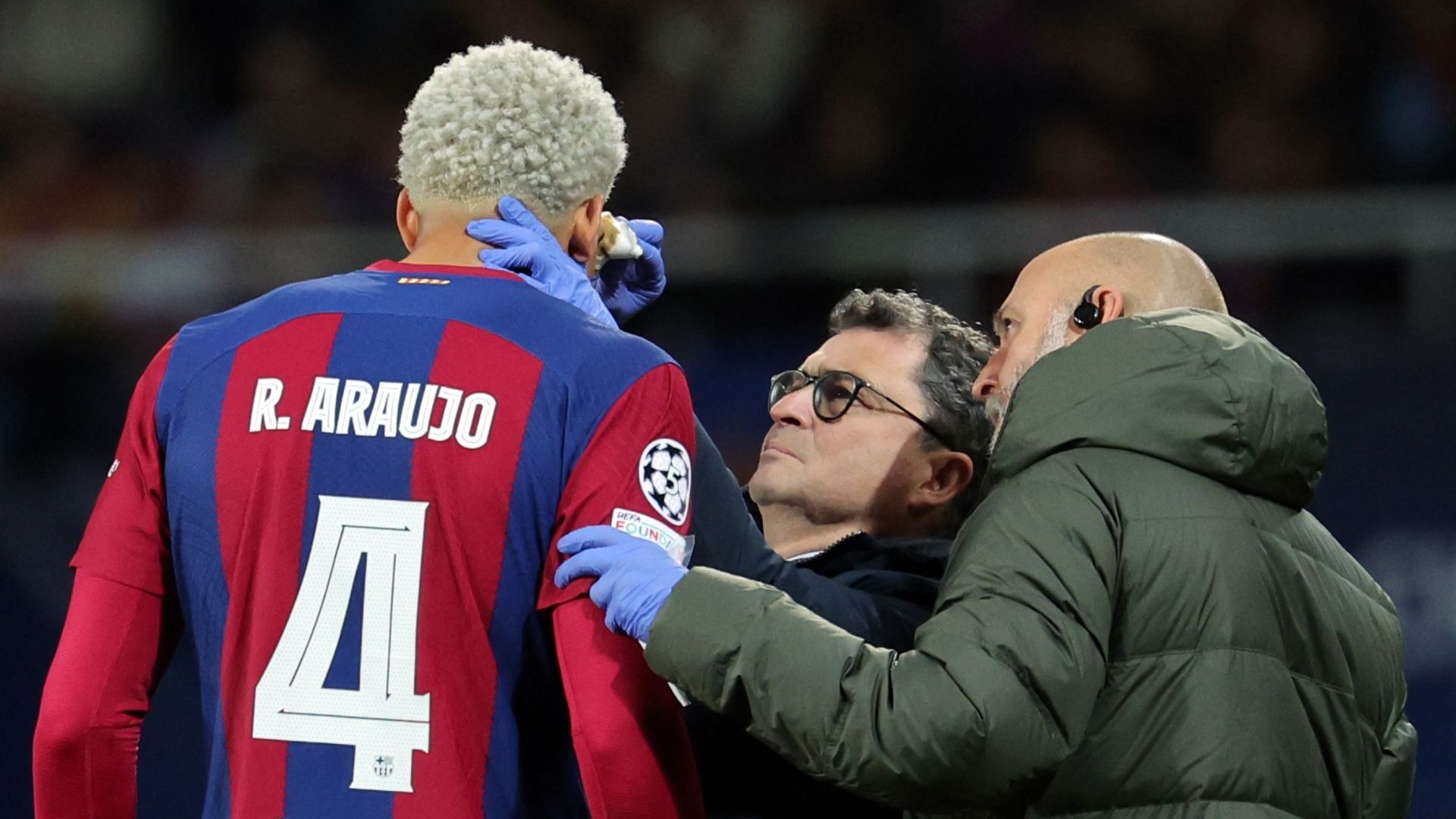 Ronald Araujo Barcelona Champions League 2023-24