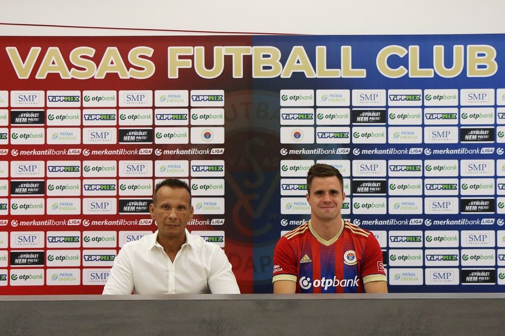 Novothny Soma a Vasasban folytatja