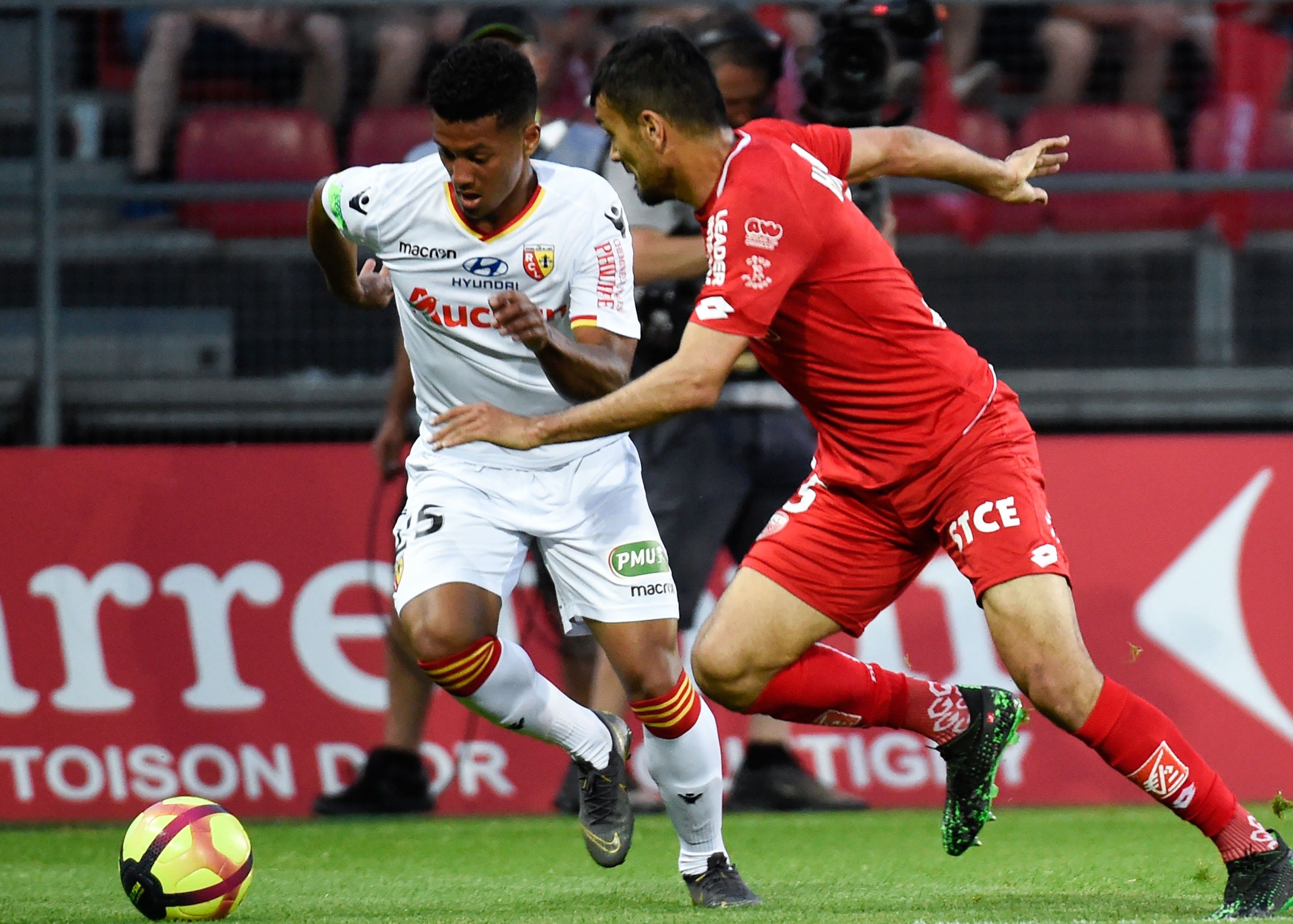 Mounir Chouiar Oussama Haddadi Lens Dijon Ligue 2 playoff 02062019