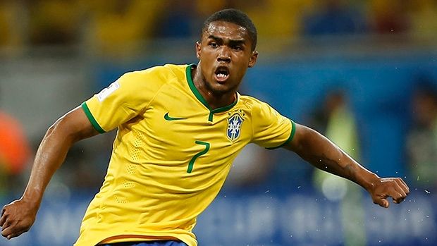 Douglas Costa Brazil Peru 17112015