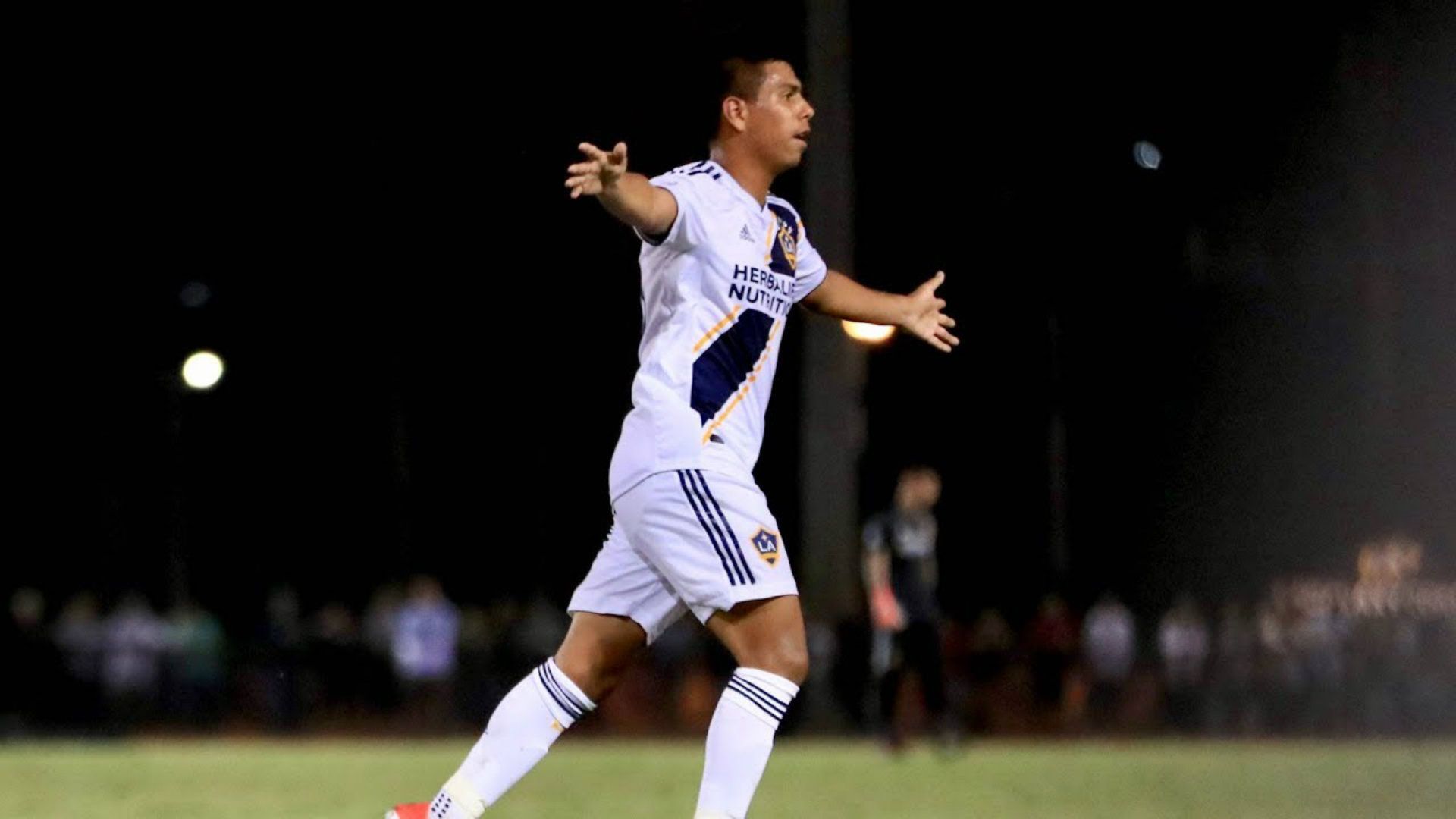 Efraín Álvarez LA Galaxy