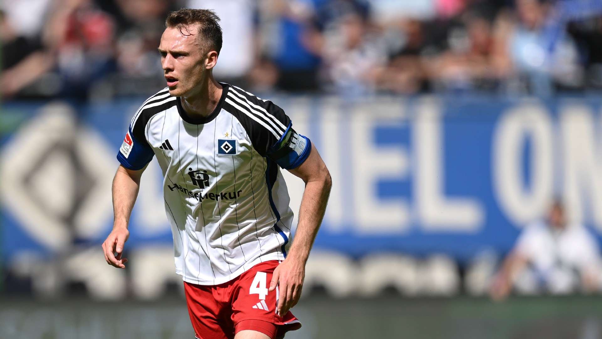 Sebastian Schonlau of Hamburg