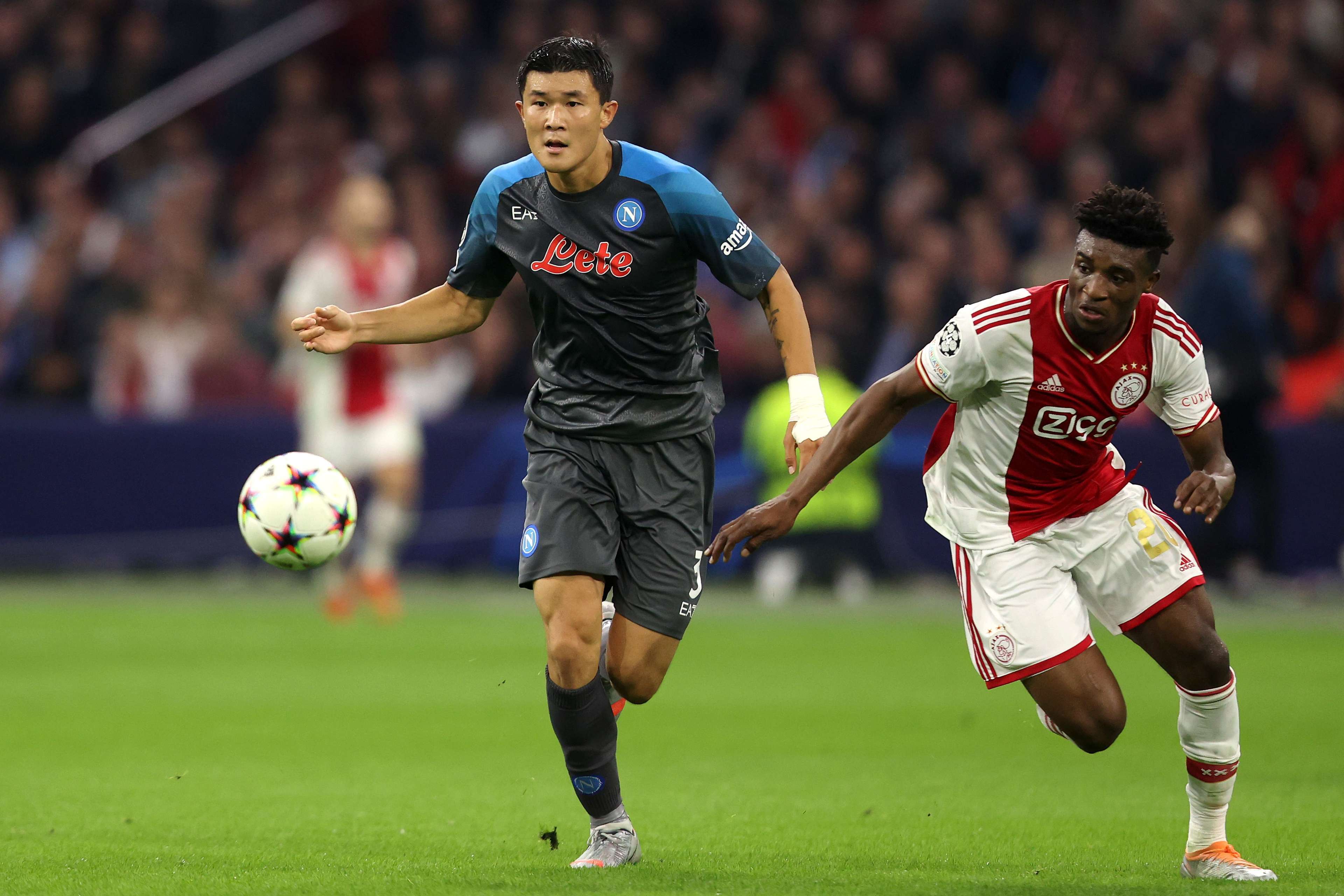 김민재 vs 아약스