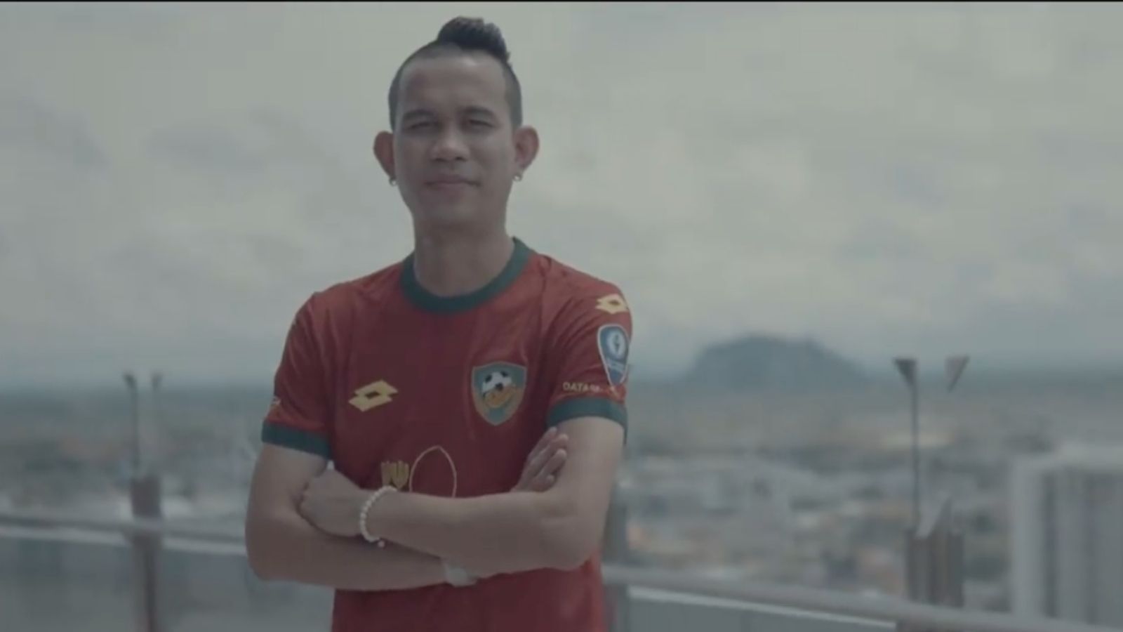 สรรวัชญ์ เดชมิตร