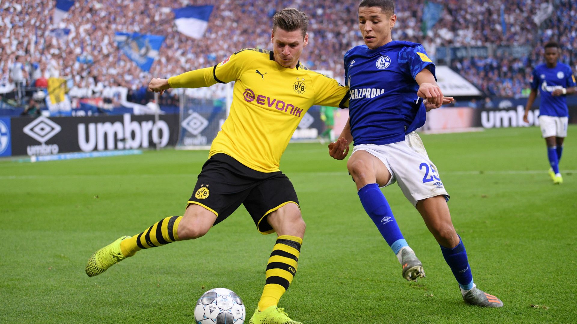 LUKASZ PISZCZEK BORUSSIA DORTMUND