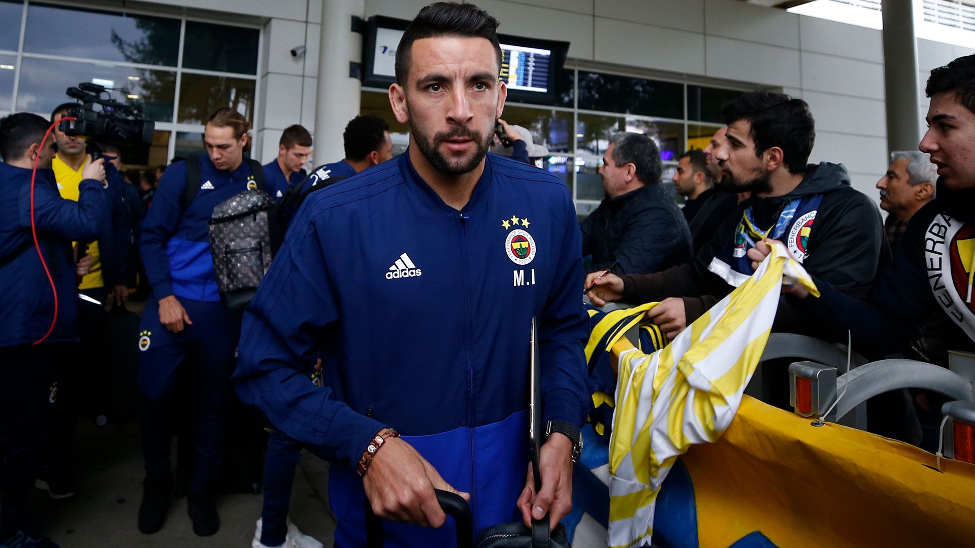 Mauricio Isla Fenerbahce 02082020