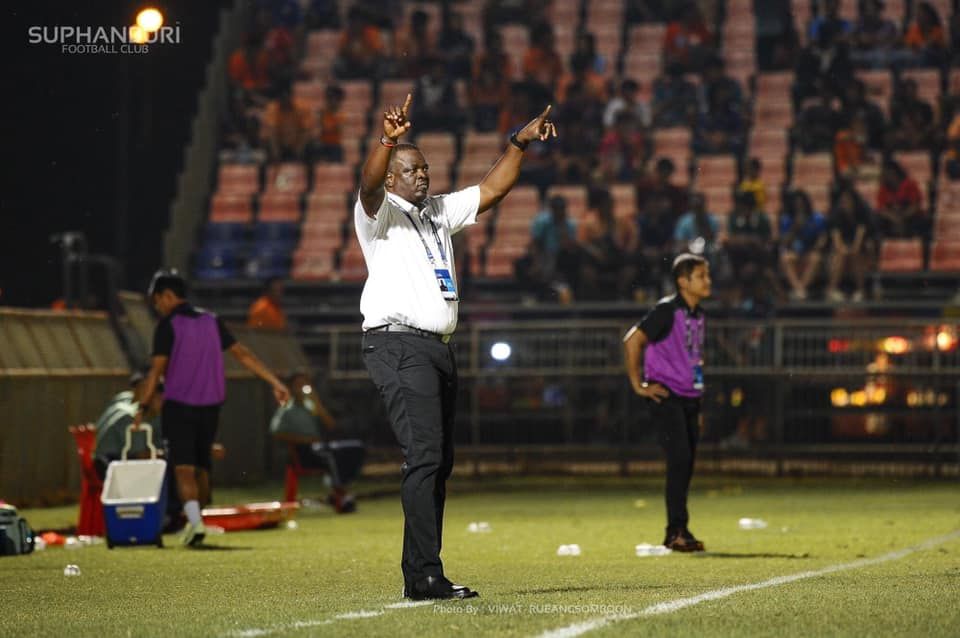 อเดบาโย กาเดโบ