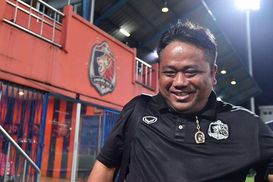 จเด็จ มีลาภ